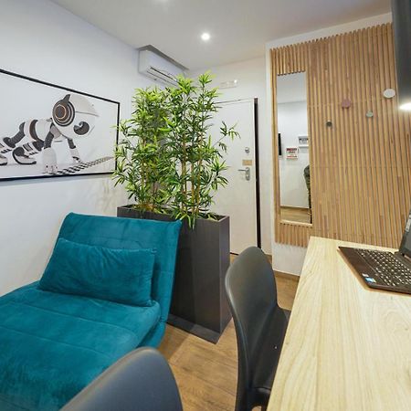 Run House 07 Rooms & Apartments Cassano delle Murge Exterior foto