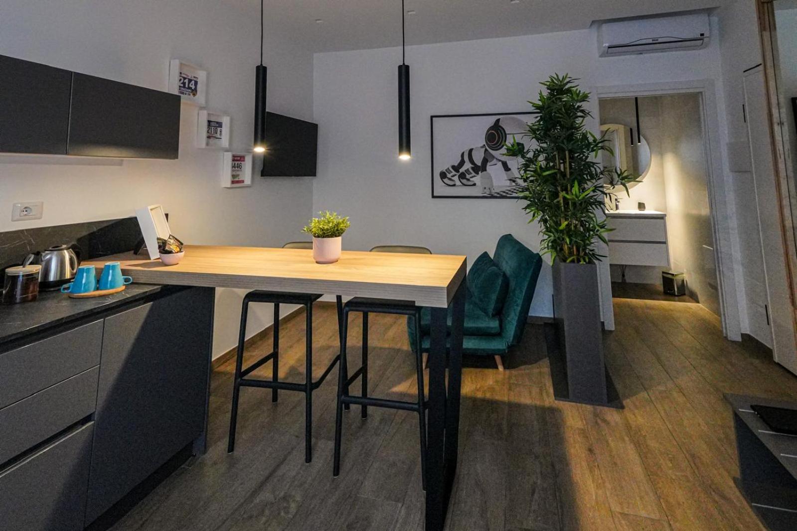 Run House 07 Rooms & Apartments Cassano delle Murge Exterior foto